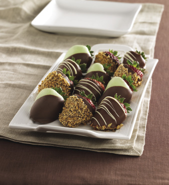 Fannie May Favorites Chocolate Dipped Strawberries
