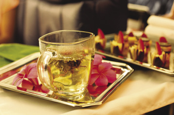 Hawaiian Airlines Haneda high tea
