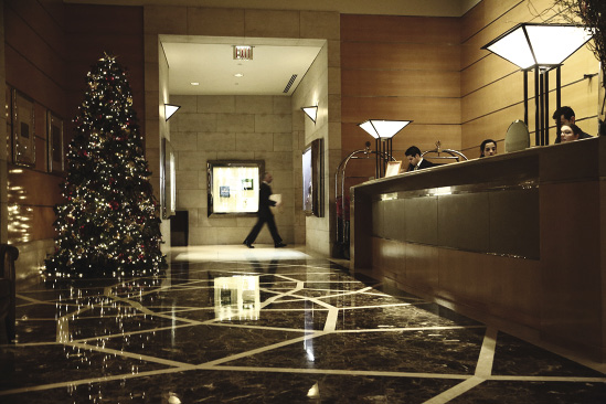 Four Seasons Hotel New York lobby