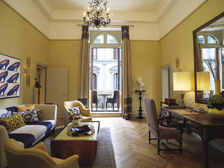 Sitting area of the Repubblica Suite at Hotel Savoy in Florence