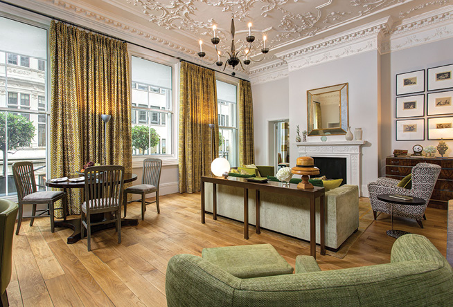 The Dover Suite living area