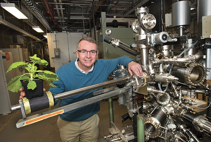 Brookhaven National Laboratories at Stoney Brook University, John Shanklin