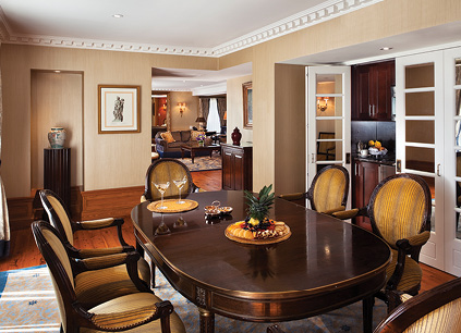 Gold Penthouse dining area