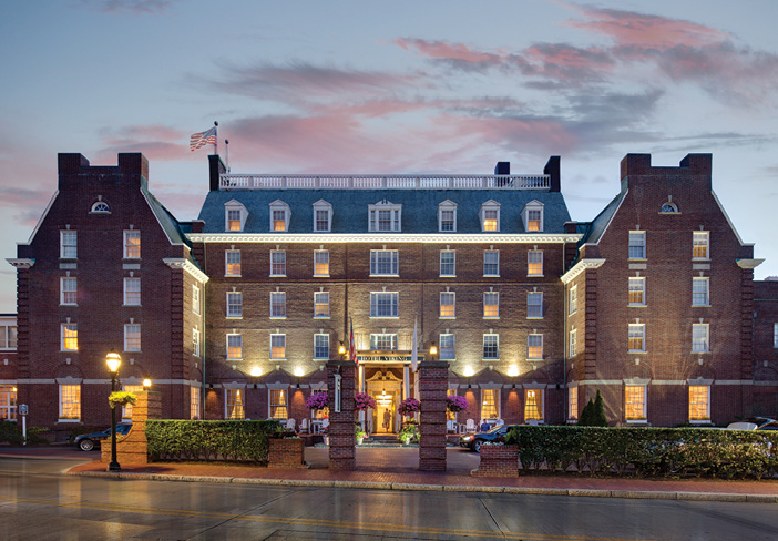 Hotel Viking, Newport, Rhode Island