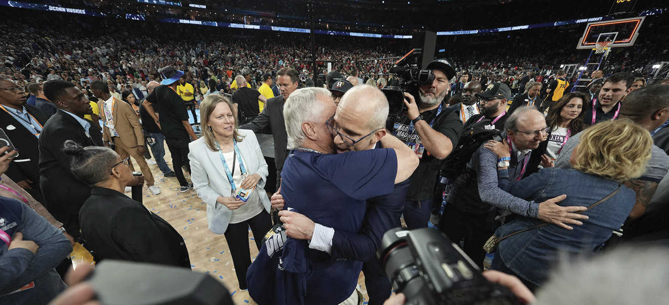 Dan Hurley, UConn