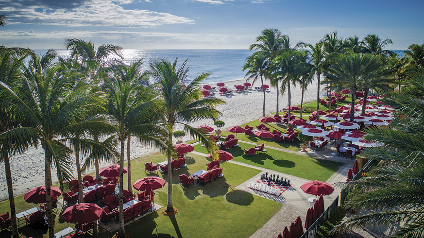 Acqualina Front Lawn