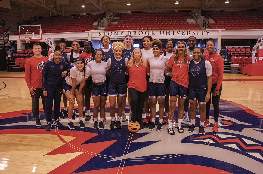 Maurie McInnis Stony Brook Women’s Basketball team