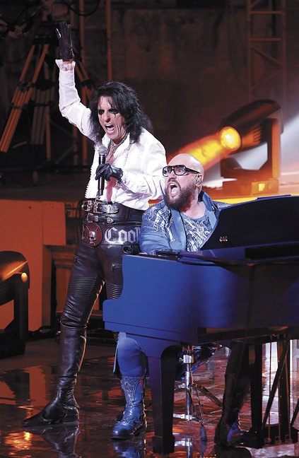 Desmond Child performing with Alice Cooper