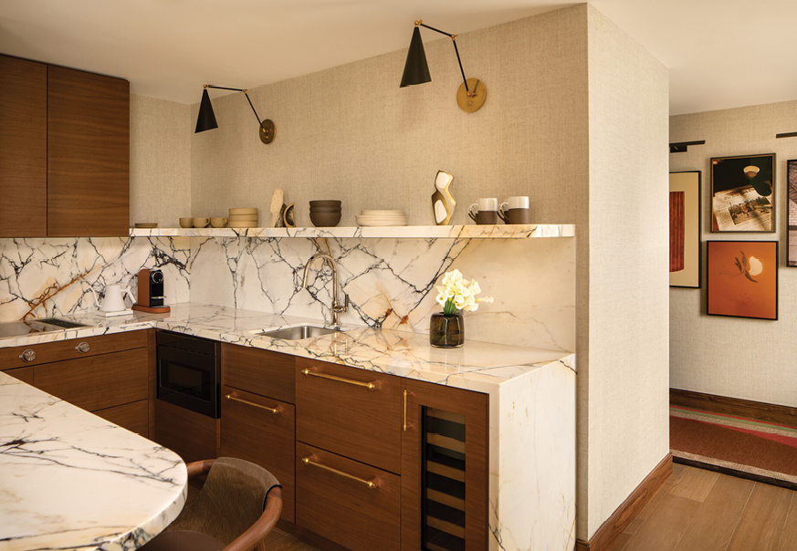 Four Seasons Hotel New York Downtown Trinity Suite kitchen