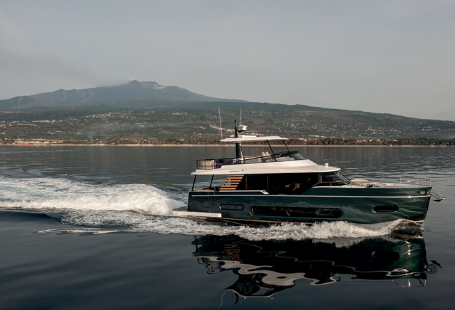 MarineMax Azimut Magellano 60