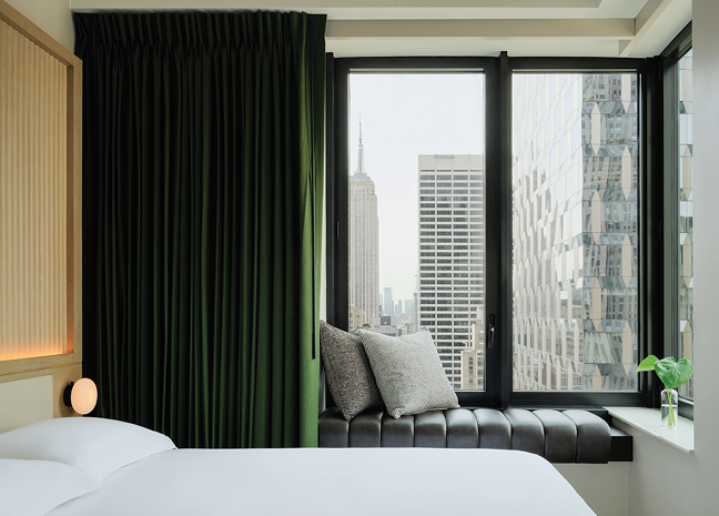 Kimpton Era Midtown guest room